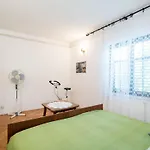Apartman Mare- Comfort Two Bedroom With Terrace A1 St