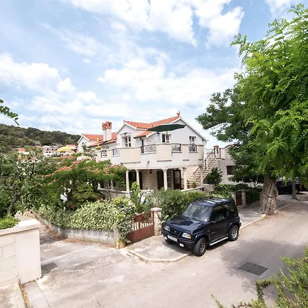 Mare- Comfort Two Bedroom With Terrace A1 St *